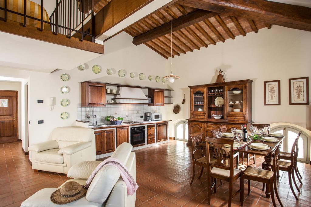 Castello Di Fulignano Sinadra Superior Apartment San Gimignano Exterior foto